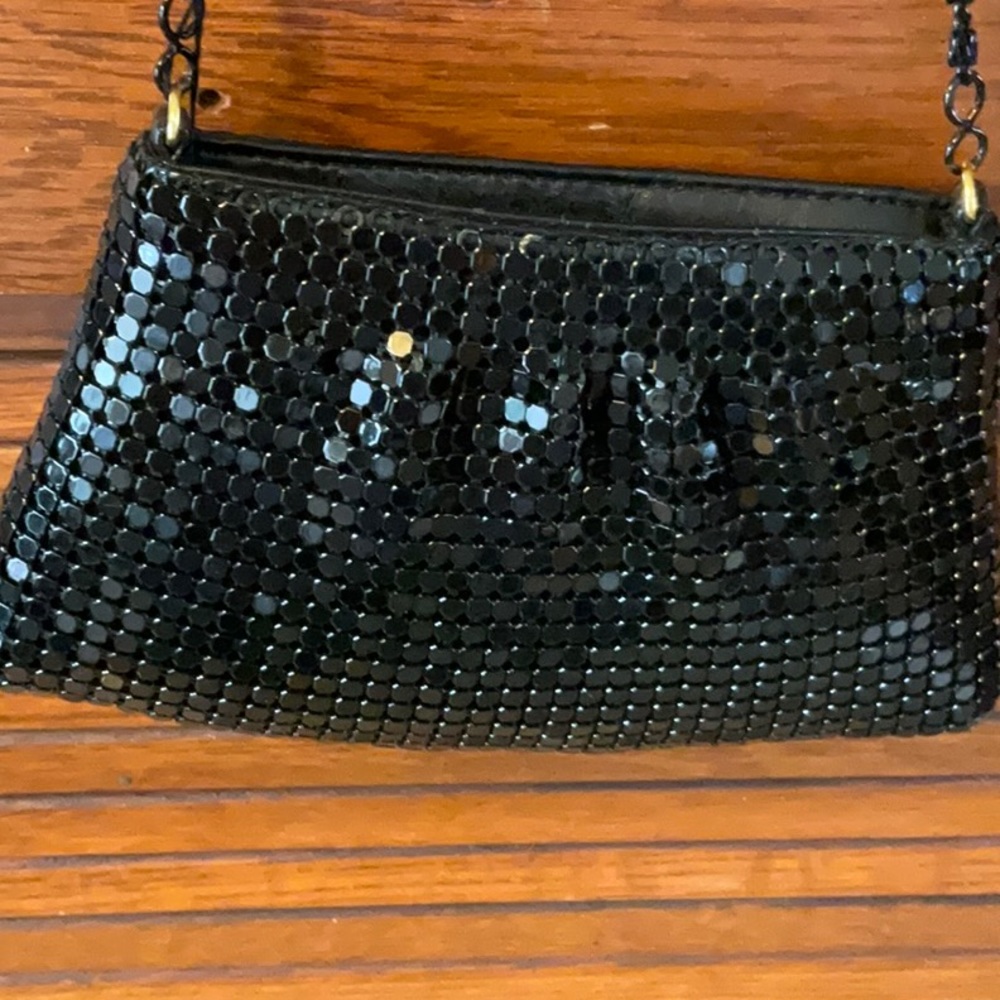 Y&S SMALL evening bag. Brand new never used long chain strap zippered closure. - Picture 2 of 6